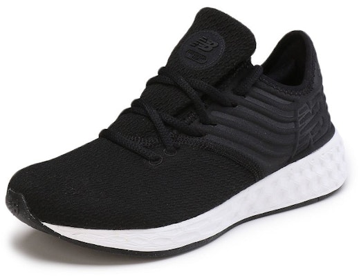 (W) New Balance Fresh Foam Cruz Decon 'Hitam Putih' WCRZDKB Lookbook (W) New Balance Fresh Foam Cruz Decon 'Hitam Putih' WCRZDKB
