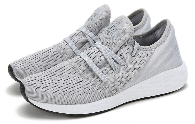 Lookbook New Balance NB Cruz Fresh Foam v2復古低幫跑步鞋女款灰麻色