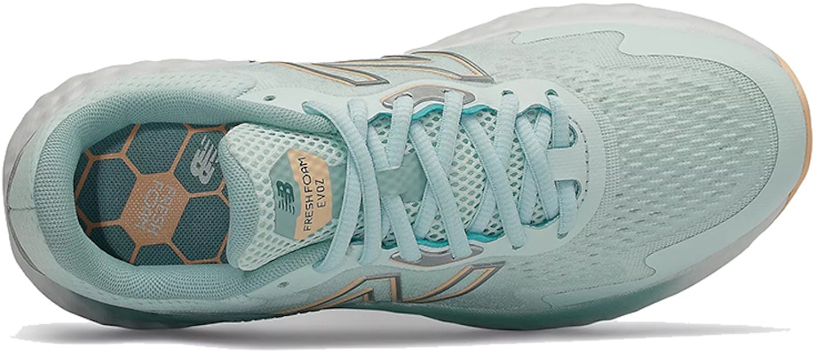 (W) New Balance Fresh Foam Evoz 'Hijau' WEVOZCM1 Lookbook (W) New Balance Fresh Foam Evoz 'Hijau' WEVOZCM1