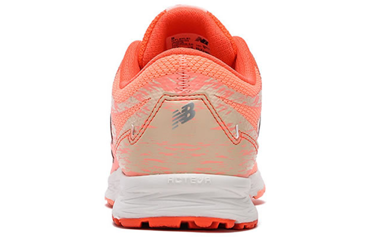 Shop (W) New Balance Fresh Foam Flash Lage Sneakers Oranje WFLSHLS1