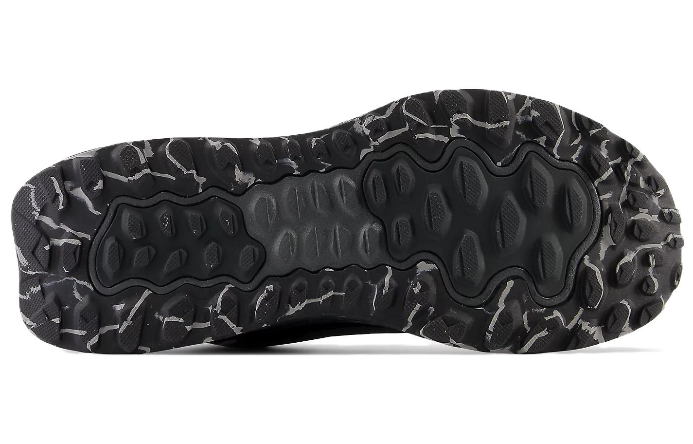 Purchase （女性）New Balance Fresh Foam Garoé '黑海鹽' WTGAROK1