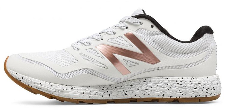 new-balance-fresh-foam-gobi-trail-white-rose-gold-wmns