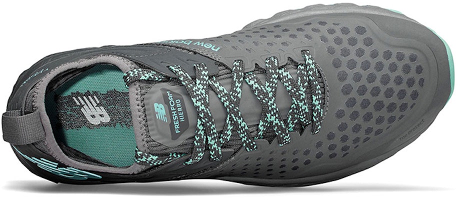 (W) New Balance Fresh Foam Hierro v4 Trail 'Gunmetal Lead' Zapatillas Trail WTHIERC4 Lookbook (W) New Balance Fresh Foam Hierro v4 Trail 'Gunmetal Lead' Zapatillas Trail WTHIERC4