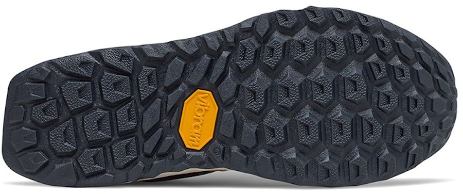 (W) New Balance Fresh Foam Hierro v6 'Hitam Ara' WTHIERB6 Shop (W) New Balance Fresh Foam Hierro v6 'Hitam Ara' WTHIERB6