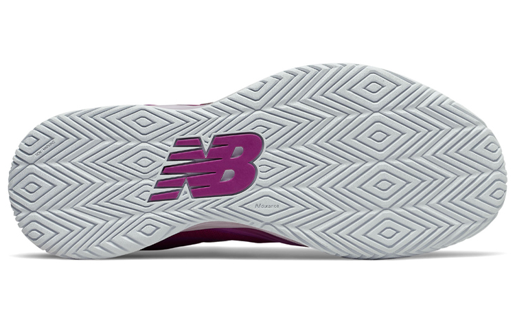 Shop New Balance Fresh Foam Lav 玫紅色 女款