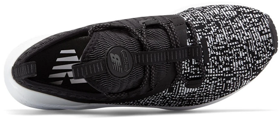(W) New Balance Fresh Foam LAZR ''Schwarz Weiß'' WLAZRMH Lookbook (W) New Balance Fresh Foam LAZR ''Schwarz Weiß'' WLAZRMH