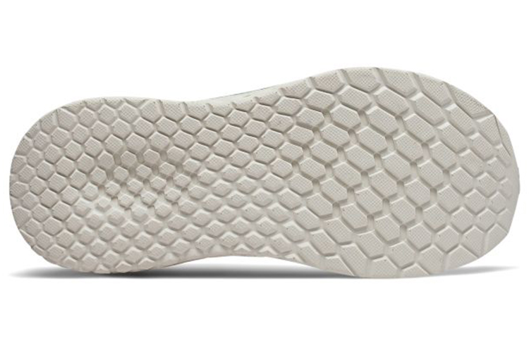 Shop (W) New Balance Fresh Foam More ''Grau Grün Weiß'' WMORRS