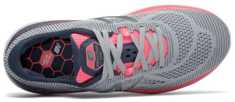 (女性)New Balance Fresh Foam More v1 'Light Cyclone Guava' WMORGC Lookbook (女性)New Balance Fresh Foam More v1 'Light Cyclone Guava' WMORGC