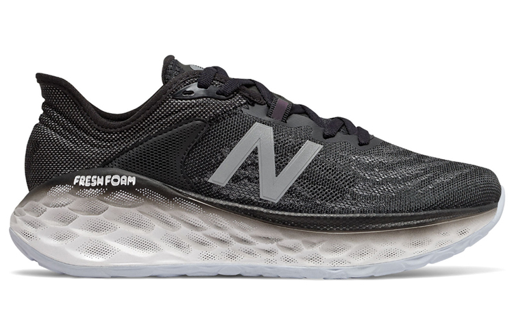 Order (W) New Balance Fresh Foam More V2 ''Schwarz Outer Space'' WMORBK2