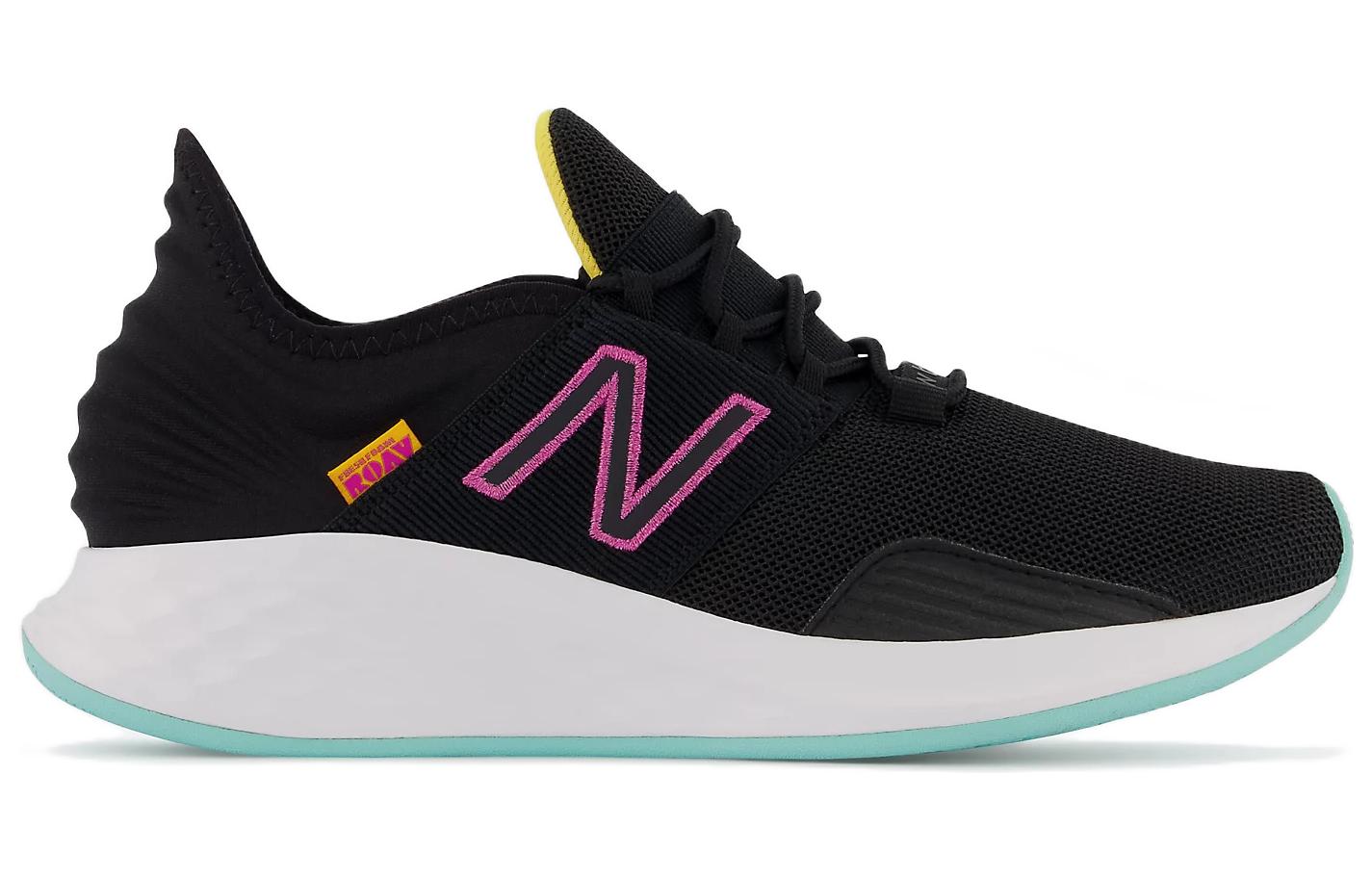 Order (W) New Balance Fresh Foam Roav ''Nero Fucsia'' WROAVRM1