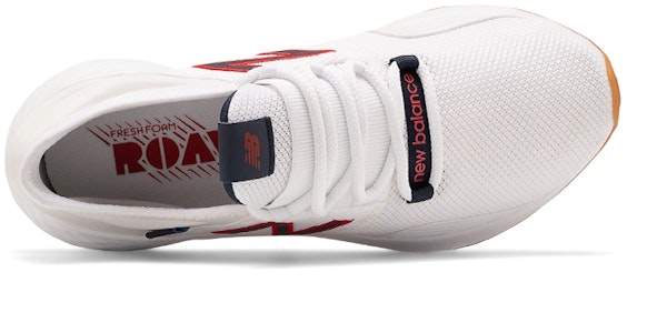 (W) New Balance Fresh Foam Roav 'Munsell White Pigment' Putih Munsell WROAVSAM Lookbook (W) New Balance Fresh Foam Roav 'Munsell White Pigment' Putih Munsell WROAVSAM