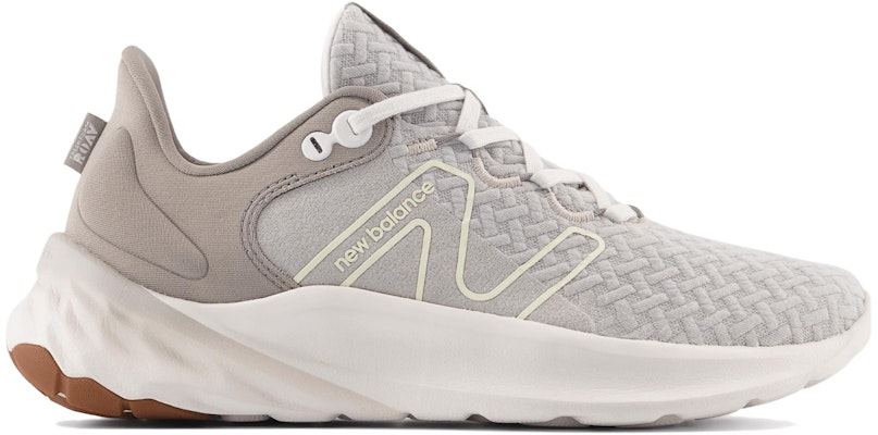 新百伦 NB Fresh Foam Roav V2 防滑耐磨透氣回彈 跑步鞋 女款 灰色 Order 新百伦 NB Fresh Foam Roav V2 防滑耐磨透氣回彈 跑步鞋 女款 灰色