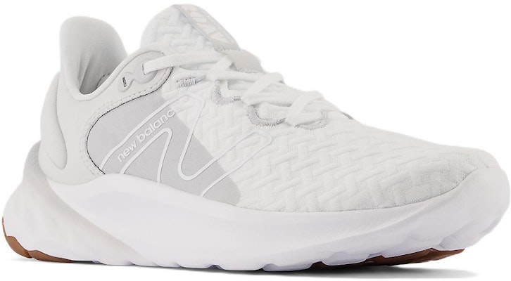 (W) New Balance Fresh Foam Roav v2 'Blanco Gris' WROAVHW2 Lookbook (W) New Balance Fresh Foam Roav v2 'Blanco Gris' WROAVHW2