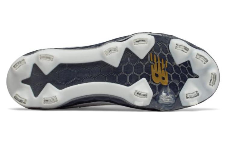 Shop New Balance Fresh Foam Spvelo Tpu 舒適耐磨訓練鞋 女款 白藍金