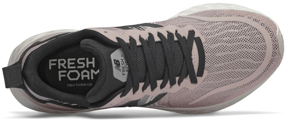 New Balance Fresh Foam Tempo 米黑色 女款 Lookbook New Balance Fresh Foam Tempo 米黑色 女款