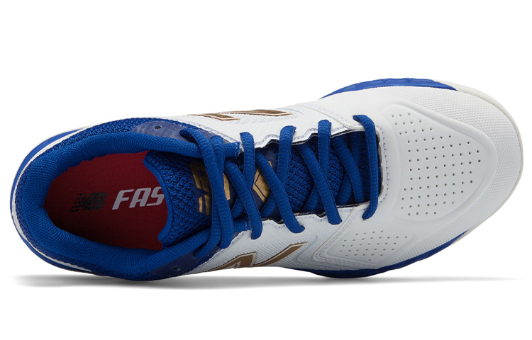 Lookbook (W) New Balance Fresh Foam Turf Velo1 Blanco/Azul STVELOB1