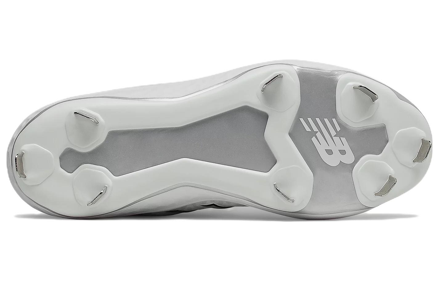 Shop New Balance Fresh Foam Velo v2 舒適耐磨訓練鞋 女款 白色