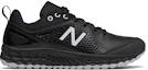 Order New Balance Fresh Foam Velo v2 草地用黑色 女款
