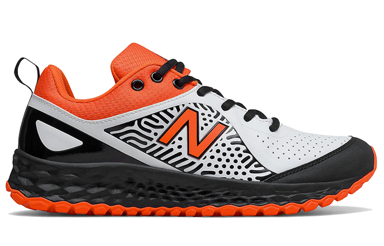 Order New Balance Fresh Foam Velo v2 Turf 黑橙 女款