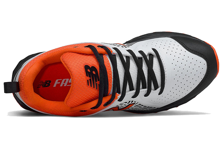 Lookbook New Balance Fresh Foam Velo v2 Turf 黑橙 女款