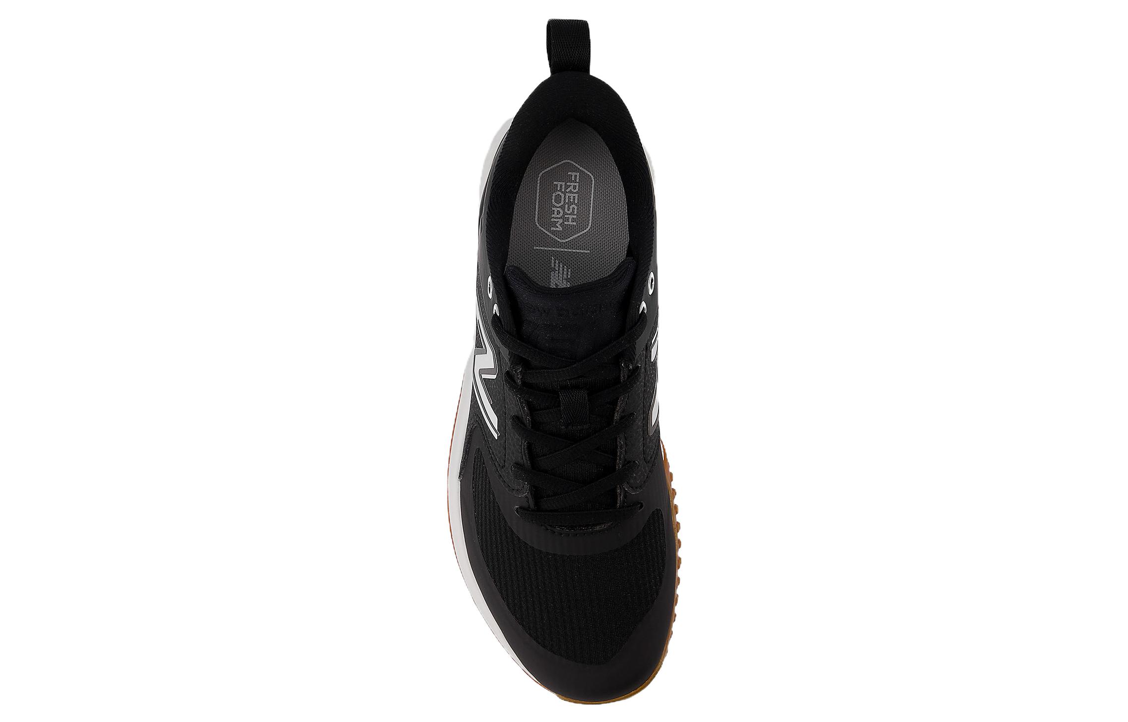 Lookbook (W) New Balance Fresh Foam Velo v3 TF ''Zwart Wit Gum'' STVELOK3