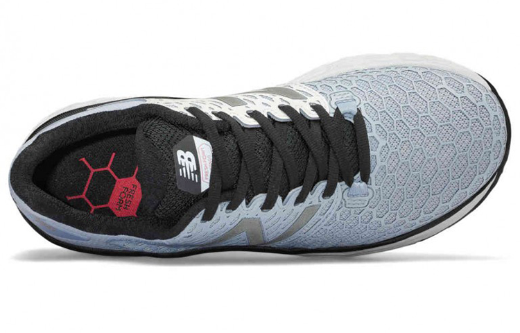Lookbook (W) New Balance Fresh Foam Vongo v3 ''Ice Blue'' Hardloopschoenen WVNGOIP3