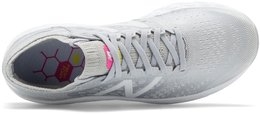 (Women) New Balance Fresh Foam Vongo v4 B-Wide White WVNGOGG4 Lookbook (Women) New Balance Fresh Foam Vongo v4 B-Wide White WVNGOGG4