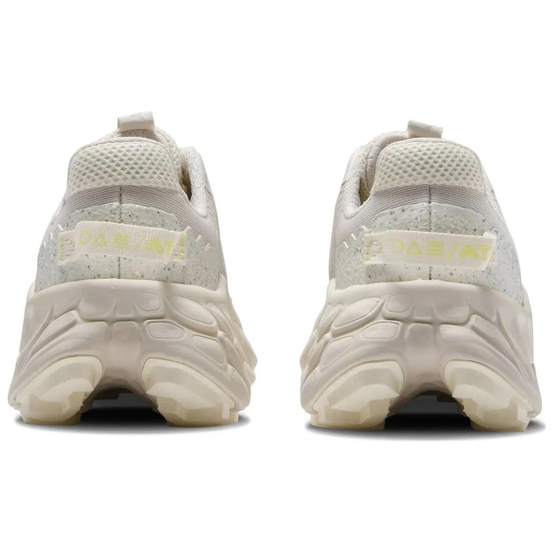 Details for 新百伦 NB Fresh Foam X More Trail v3 ET3 舒適簡約 減震防滑 低幫 生活休閒鞋 女款 米白
