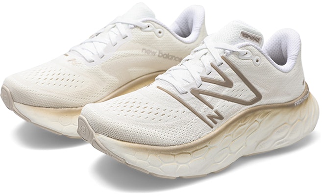 (W) 新百伦 Fresh Foam X More v4 白金属色 WMORCW4 Lookbook (W) 新百伦 Fresh Foam X More v4 白金属色 WMORCW4