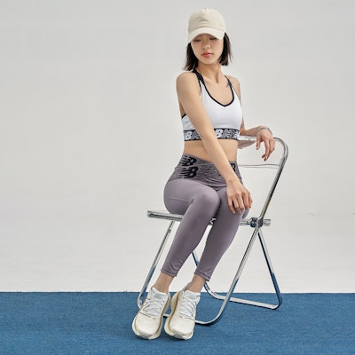 (W) 新百伦 Fresh Foam X More v4 白金属色 WMORCW4 Sizing (W) 新百伦 Fresh Foam X More v4 白金属色 WMORCW4