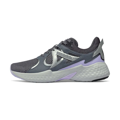 (W) NB Fresh Foam Yaru Iridescent 'Black Grey'