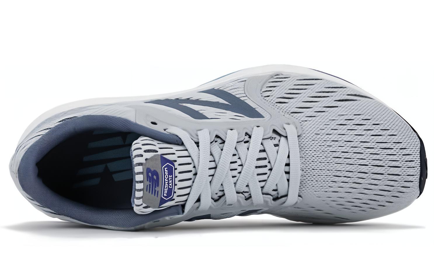 Lookbook (W) New Balance Fresh Foam Zante v4 Low-Top ''Silber'' WZANTHW4