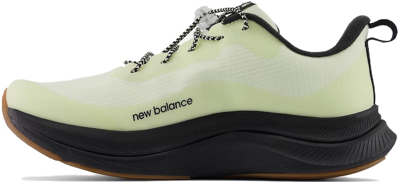 new-balance-fuel-cell-propel-v4-permafrost-pistachio-butter-women