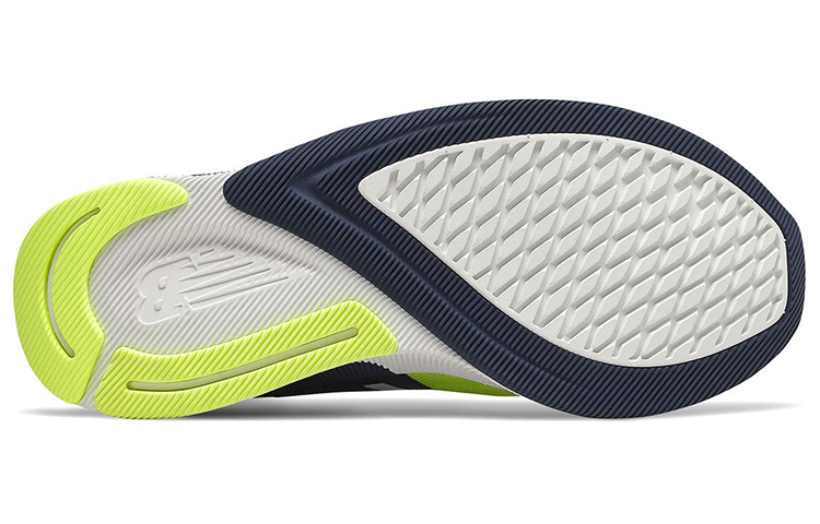 Shop (W) New Balance FuelCell 890v8 ''Jaune'' W890YG8