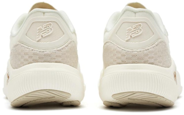 (Women) New Balance FuelCell 'White' WFCFLLR2 Lookbook (Women) New Balance FuelCell 'White' WFCFLLR2