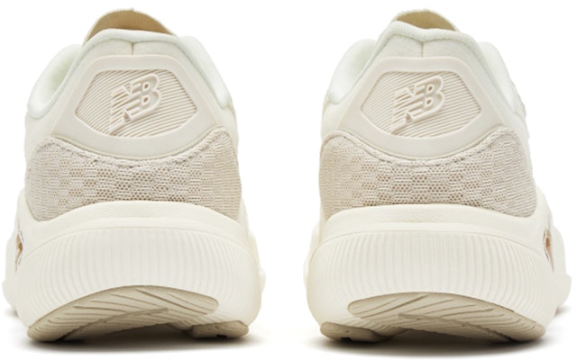 (W) New Balance FuelCell 'Putih' WFCFLLR2 Lookbook (W) New Balance FuelCell 'Putih' WFCFLLR2