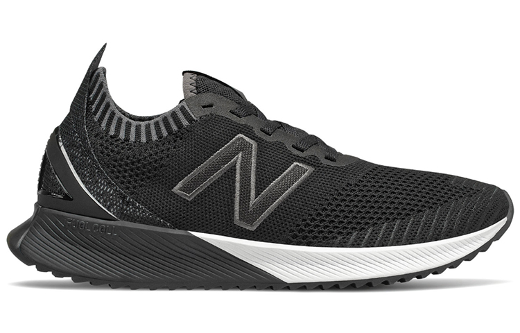 Order (W) New Balance FuelCell Echo B-Wide Negro WFCECSK
