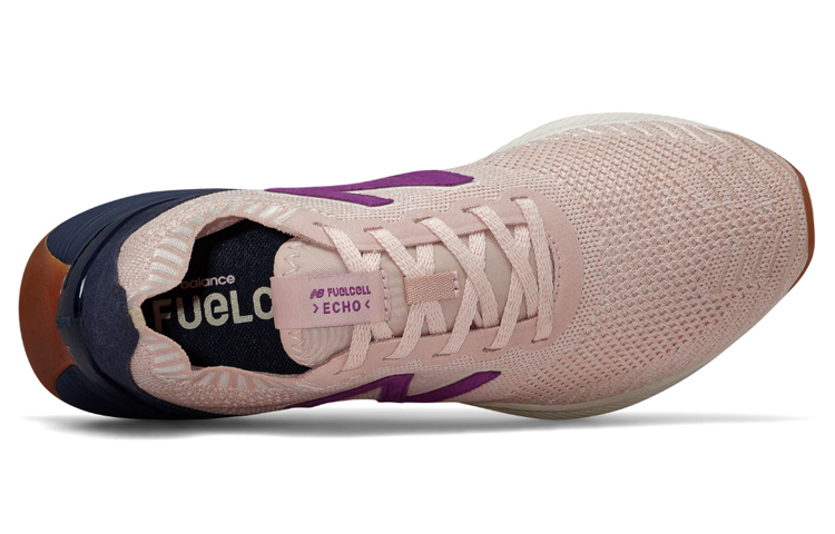 Lookbook (W) New Balance FuelCell Echo Heritage B-Wide Merah Jambu WFCECHS