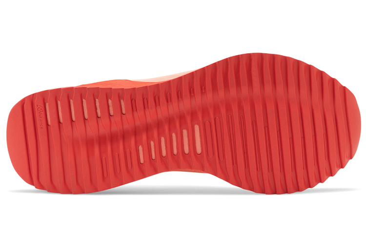 Shop (W) New Balance FuelCell Echo Oranje/Rood WFCECCP