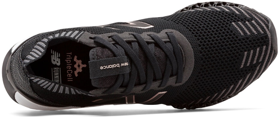 (W) New Balance FuelCell Echo Triple B-Wide Hitam WTRPBBR Lookbook (W) New Balance FuelCell Echo Triple B-Wide Hitam WTRPBBR