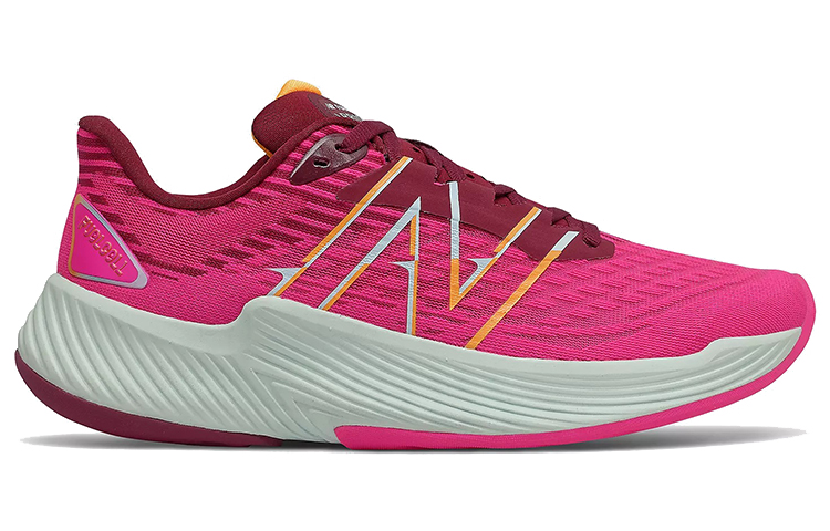 Order (W) New Balance FuelCell Prism v2 ''Pink Glow'' Damen/Herren Sneaker WFCPZLP2