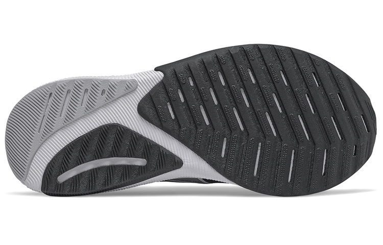 Shop (W) New Balance FuelCell Propel v2 Noir / Blanc WFCPRBW2