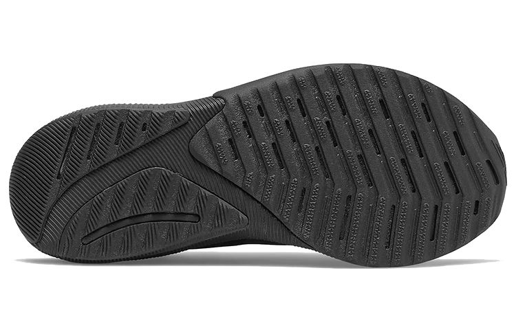 Shop New Balance FuelCell Propel RMX v2 減震防滑 舒適運動慢跑鞋 女款 黑色