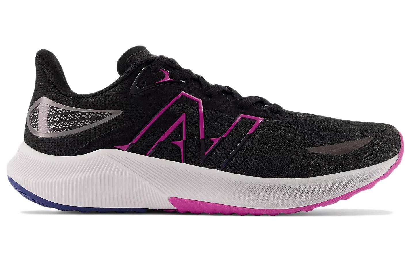 Order (W) New Balance FuelCell Propel v3 ''Noir'' WFCPRCD3