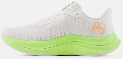 (W) New Balance FuelCell Propel v4 跑鞋 白色款 WFCPRCA4-D Lookbook (W) New Balance FuelCell Propel v4 跑鞋 白色款 WFCPRCA4-D