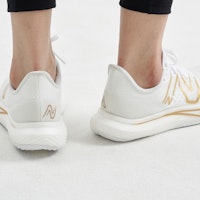 (W) (レディース) ニューバランス フューエルセル レベル v3 'ホワイトゴールドメタリック' WFCXMW3 WFCXMW3 1