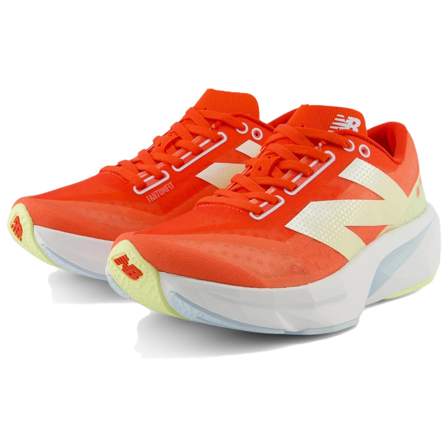 Lookbook (W) New Balance FuelCell Rebel v4 'Cómodo Versátil Naranja Amarillo' WFCXLR4