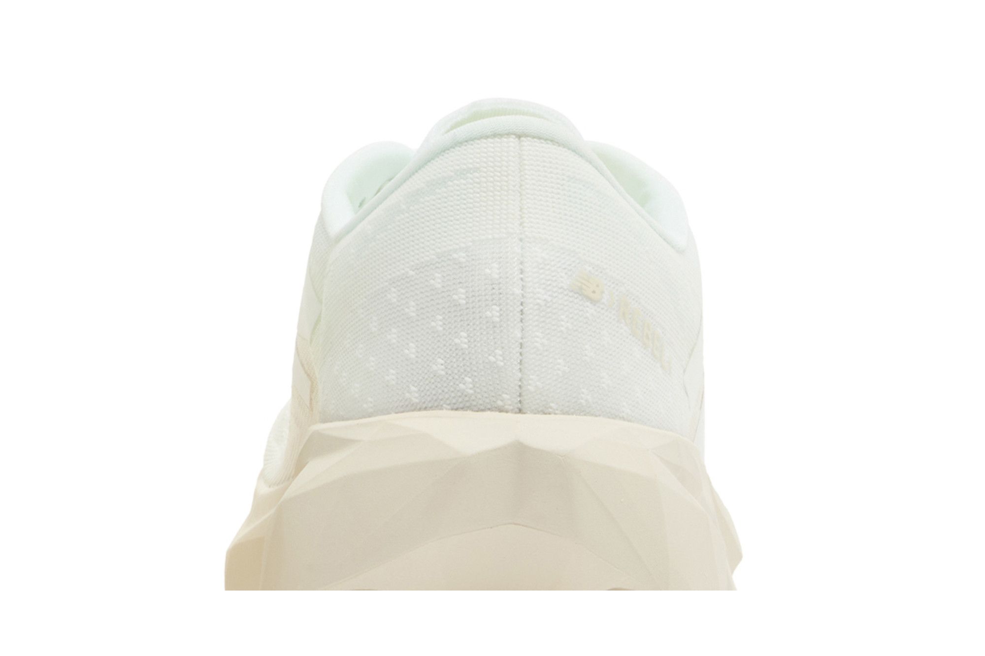 Cheap (W) New Balance FuelCell Rebel v4 ''Lino Bianco'' WFCXLJ4