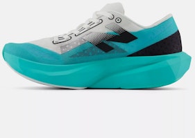 (W) New Balance FuelCell Rebel v4 Sepatu Lari Biru WFCXCJ4-D Sizing (W) New Balance FuelCell Rebel v4 Sepatu Lari Biru WFCXCJ4-D