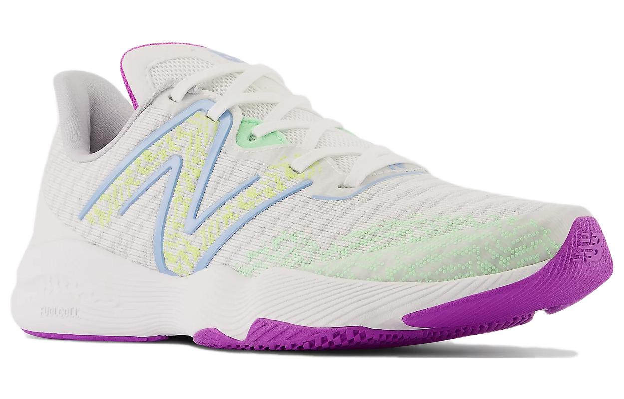 Lookbook (W) New Balance FuelCell Shift TR v2 ''Weiß'' WXSHFTM2